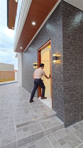 A prime corner-unit home in an elevated, flood-resilient subdivision. Offered at a remarkable price and nestled within a highly desirable community. RFO: PHP 25,000,000 📍Vista Grande Subdivision Bulacao, Cebu LIVING SPACE DETAILS: Lot Area: 231 SQM. Floor Area: 371 SQM. ▪️️4 BEDROOMS ▪️4 Split Type Aircon ▪️Elegant Chandelier ▪️2 Carport ▪️Laundry Area ▪️Open to Below ▪️Spacious Dining & Kitchen Area ▪️Guest Room w/ Toilet & Bath ▪️Maids Quart ▪️Shared common Toilet & Bath ▪️Master Bedroom w/ T