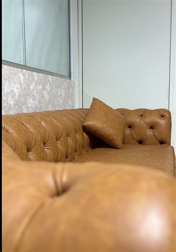 The chesterfield sofa began as a formal piece, defined by symmetry, structure, and presence. This walnut version keeps that heritage, but softens it for how homes are lived in today — a chesterfield sofa adapted, not reinvented. Saved by those who appreciate pieces that last. 📲 971 50 7694904 #sealinksfurniture #chesterfield #vintage #leather #custom