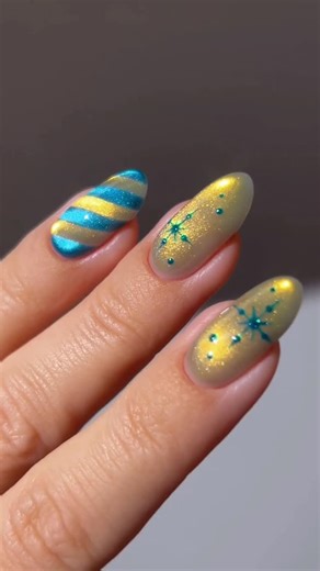 Moroccanoil on Instagram: "🎄🥂 turning L’Originale Eau de Parfum into a nail moment ✨ soft, luxe, and holiday ready ! ...and honestly, the perfume itself is such a perfect holiday gift idea 🎁"