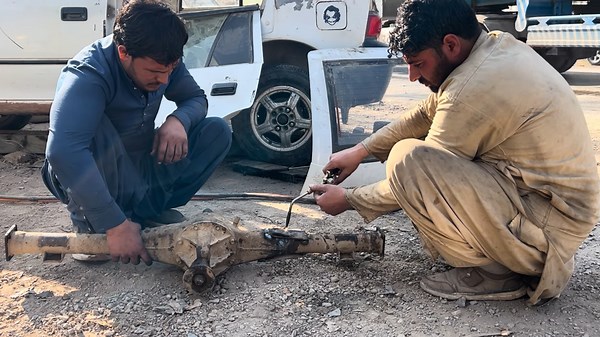 Breaking Down the Effects of Overloading on Suzuki Bolan’s Axles