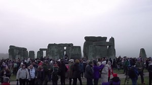 Winter solstice celebration at Stonehenge draws thousands of costumed revelers
