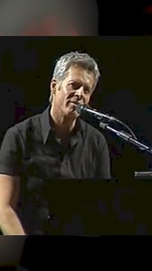 "Una novelletta da libro cuore..." #claudiobaglioni #tour #musicaitaliana #rewind Friends and Partners - Concerti ed eventi | Claudio Baglioni