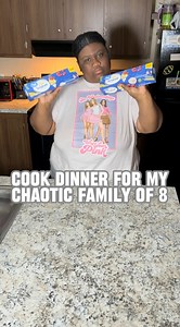 Cook dinner for my CHAOTIC family of 8 🥰 #viral #dayinthelife #dayinmylife #minivlog #contentcreator #shorts #reels #explore #explorepage #exploremore #ddmyshae #dashawnpierre #vlog #cooking #CookWithMe #homecooking | Ddmyshae