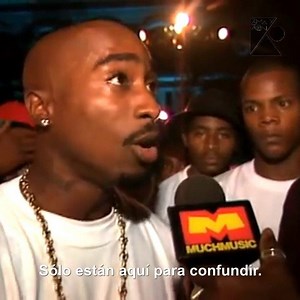 El 4 de septiembre de 1996 se llevó a cabo la entrega de premios MTV VMA en Nueva York. En la categoría de "Mejor Video de Rap" estaban nominados los clips de "California Love" de Tupac con Dr. Dre y Roger Troutman, "Tha Crossroads" de Bone Thugs-N-Harmony, "Doin' It" de LL Cool J y "Gangsta's Paradise" de Coolio junto a L.V., siendo este último el ganador del premio. Este evento sucedía en medio de todo el "hype" de la bronca de "East Coast vs West Coast" y los medios se encargaban de aprovecha