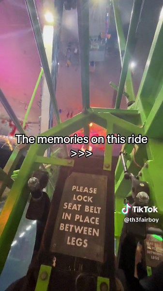 Experience Fun and Thrills at the Carnival with Skymaster Ride