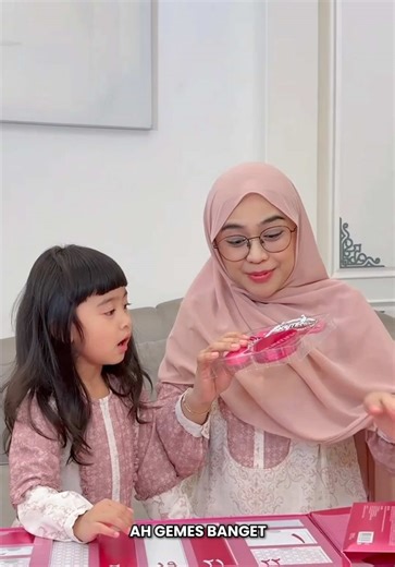 Si Paling heboh kalau udah urusan unboxing 💕 | unbox