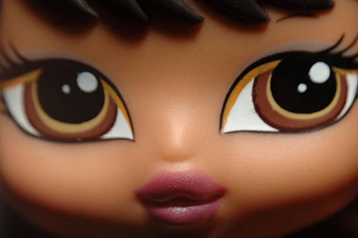 Le Bratz challenge : la nouvelle tendance make-up
