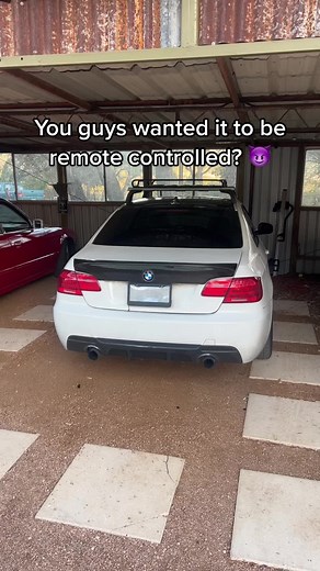 Enhance Your Range Rover with 2.0 License Plate Accessories