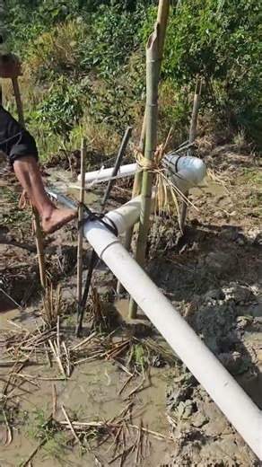 Creative Farm Tool! PVC Pipe Hand Pump, Siphon Principle Demo