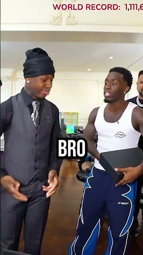 Kai Cenat Tells Rakai To Be Careful With His Chain😭