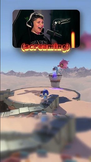 Astro Bot Is Throwing Off the Piggy Bot and Smashing the Alien’s Head 😱👽 | Astro Bot