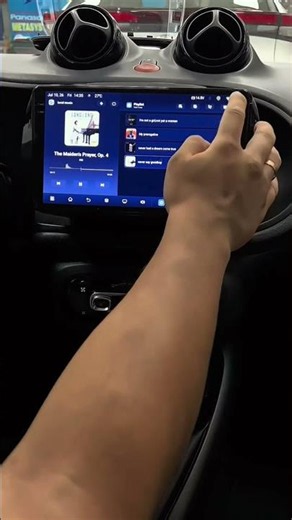 Smart Fortwo e Forfour: Monitor Android 15 con Apple CarPlay e Play Store