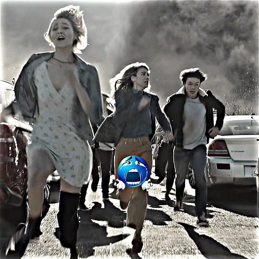 There Was A Big Hole In The Ground 🤯🕳️