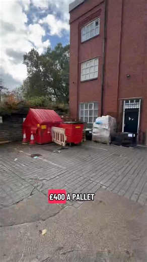 📦 TikTok / TEMU Returns Pallets 📦 Available for collection now !! Will be on our website for delivery at 3 pm today 👇 https://stockportpalletwarehouse.co.uk/product/tiktok-temu-returns-pallets/ 💰 £400 each 🔥 Limited stock – first come, first served! 📍 Stockport Pallet Warehouse UK’s largest supplier of clearance, liquidation & returned stock! ✅-Opening hours 🗓️-Mon-Friday ⏰-10am-3pm 🏭-3p paint building 🧭-Hallam Street, 🚩-Sk2 6PT ☎️-07555199613 🔑 Hashtags: #StockportPalletWarehouse #Re