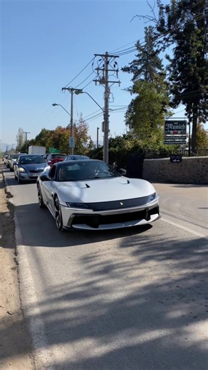 Ferrari 12cilindri🔥 #ferrari #12cilindri #v12 #parati #santiago | ferrari