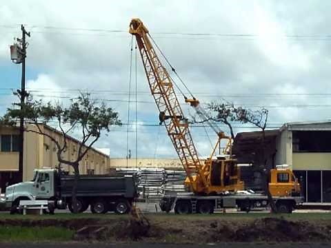 crane with clamshell digging