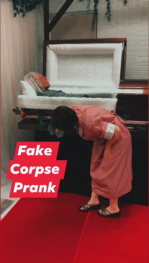 Fake Corpse Prank 😂. #prank #pranks #comedy #ha #haha #hahaha #lol #lmao #funny #foryou | Lists and Laughs