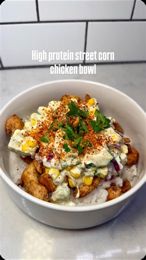 Taylor Henriksen on Instagram: "Gear up bc my take on the viral high protein street corn chicken bowls are going to rock your world (credit to whoever started this trend bc it rocks) If you’re a part of the #cottagecheesecult (and even if you’re not) this one’s for you: dEATS: Chicken - 3 lbs chicken - Garlic powder, paprika, cumin, salt, pepper Elote - 4 cups frozen corn - 1 cup cottage cheese - 2 limes - 3/4 cup diced red onion - 2 avocados (diced) - 2 3oz cans chopped chilis - 2 tbs chopped c