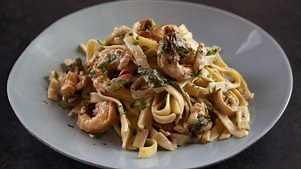 The Pioneer Woman: Season 24 Episode 10 Speedy Seafood 4 Ways