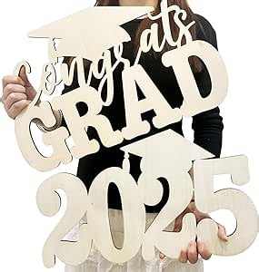 2Pcs Class of 2026 Wooden Signs Graduation Decorations Wood Sign 2026 Congrats Grad Photo Booth Props for Graduation Party Wood Cutout College High School Party Supplies