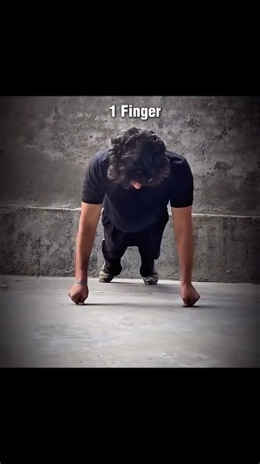 5 to 1 fingers Push-ups #shorts #pushups #boxing #mma #ufc #fitness #viral
