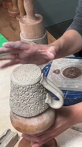 Making mugs and teacups with Mugg Pluggs @blacksquirrelcreationstn @jessputnamphillips | Clayshare