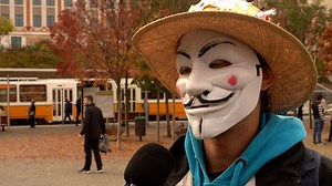 715K views · 8.9K reactions | Orbán Viktor péntek reggeli rádióinterjújában arról beszélt, a kötelező oltás elrendelése túl van a lakosság tűréshatárán. Megkérdeztük az utca emberét, mit gondol a kérdésről. | Index.hu | Facebook