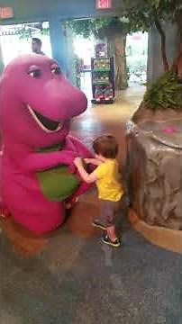 Barney con Matthew. March 28, 2020