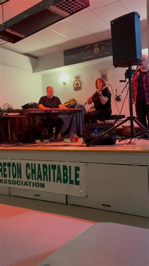 The tunes are underway at the Halifax Cape Breton dance. Troy and Wendy providing the music! Come on down to the Fairview Legion, until 11pm. All welcome, 19 | Halifax Cape Breton Dances