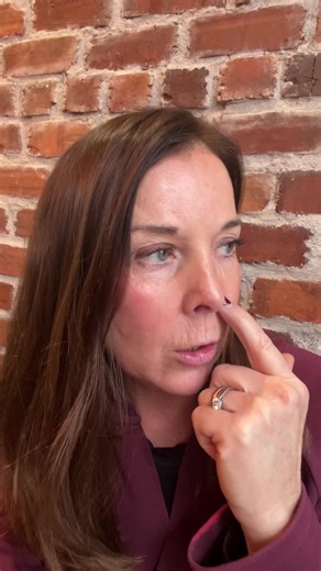 Flight Deck vs. Cabin Crew: A Look Inside EasyJet