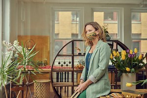 3 Tips to Keep Your Pocket Square in Place