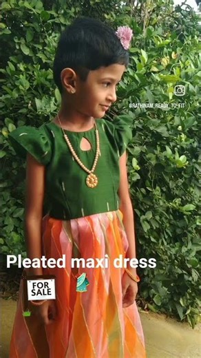 pleated maxi dress/ with lining ✨/ DM for more orders and enquires 🌿 (9344995951)