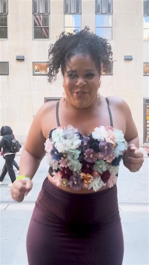 It’s the last week of March, which means only a few more days to join our 31-day Bust a Mood challenge in the Start TODAY app ☀️ We’ve got strength, we’ve got cardio, we’ve got everything you need to get your heart pumping and mood boosted in only 5️⃣ MINUTES a day! 💕 | Today Show