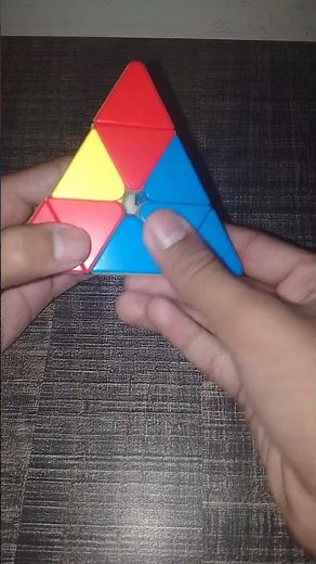 Pyraminx Easy Trick | Solve Faster with This Simple Method!