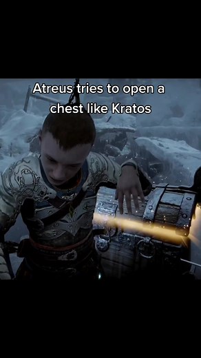 Atreus Tries to Open a Chest Like Kratos