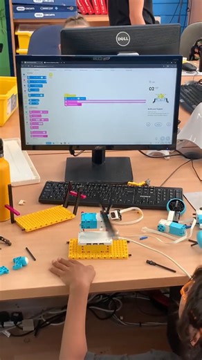 Robotics with Lego for Juniors (5-7) and 8-15 is back this Christmas. A favourite workshop of youngsters with over 25 different projects and plenty of creativity. https://www.sciencezone.uk/ Inspiring, Empowering, Educating. | Science Zone UK