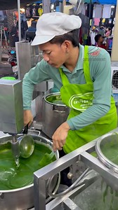 Fresh Cendol making in Thailand | Cutertainment