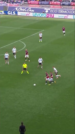 Bologna's top goals... Zirkzee out of this world 🥵