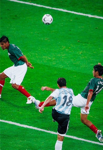 Take a bow, Maxi Rodríguez 🔥 #FIFAWorldCup | maxi rodriguez