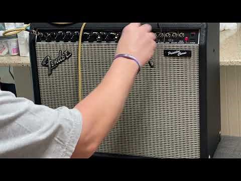 Demo of Fender Princeton Chorus Guitar Amplifier. Made in USA!