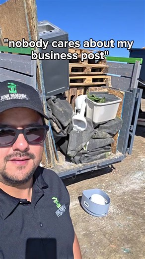 When nobody reacts to your business posts… so you become your own biggest fan 😂👏 Small business life is real. Support a local family business 💚 Free estimates • Same day service 📲 Call/Text 619-805-5104 #CapCut #bluecollar #junkremoval #smallbusiness
