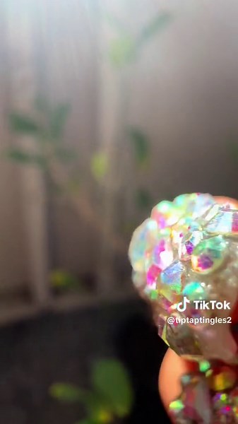 Camera taps💛 #asmr #tiptaptingles #cameratapping #camerascratching #fyp