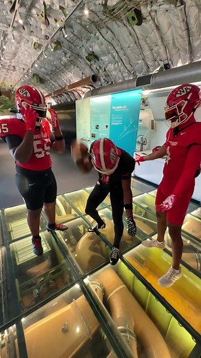 Hook and Ladder Football Breakaway: American Football Trick Play