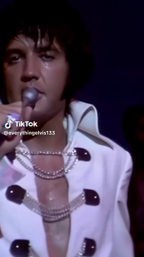 Best Elvis Presley Performances: Iconic Live Moments of The King