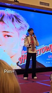 ATK จะมีอะไรหนอ...แบมให้ไปถามพี่มาร์คในคอนเสิร์ตที่เซินเจิ้น แบมบอกพี่มาร์คเป็นลีดเดอร์ ตัวเองเป็นน้องเล็ก พี่แจ๊ค เป็นคนจ่ายเงิน5555555 #BamBamGuangzhouFansign CR porncharee | Mark's Mina