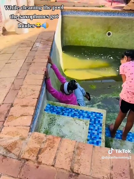 #creatorsearchinsights #makethisgoviral #foryoupage #funnyvideos @Zaidiyanha Mackenzie @UBW-UG-YAYA 🤏 @baileybigboss