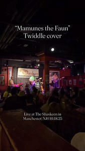 Had to pay respect to our good friends and musical influences Twiddle while playing the legendary The Shaskeen Pub and Restaurant in Manchester, NH last night 💜💚 Huge thanks to everyone who came out last night 🙌 Our next show is Thursday, October 30th at River Street Jazz Cafe in Plains, PA The next night, catch @mosaicbradley and @the_musical_astrologer open for @zdenekgubb and @mihalimusic at Putnam Place in Saratoga Springs, NY for Halloween 👻 | Annie in the Water