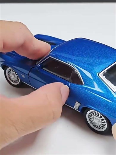 xy-minicar-464 Chevrolet カマロ SS 1/32 ミニカー 全3色 ライト点灯 エンジンサウンド 合金モデル 模型 ジオラマ