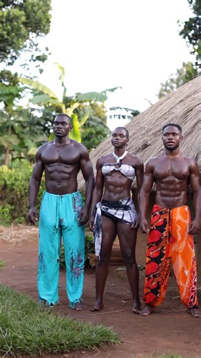 Grandson / 𝘾𝙇𝙄𝘾𝙆 𝙊𝙉 𝙈𝙀 | HIIT Cardio Full Body Workout 🔥 4 x 15 Reps 10-Second Rest 1-Minute Break Four rounds, short rest, big burn. Push through each set and... | Instagram