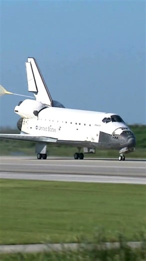 Space Shuttle Atlantis — Final Landing (2011) | NASA Footage Cape Canaveral